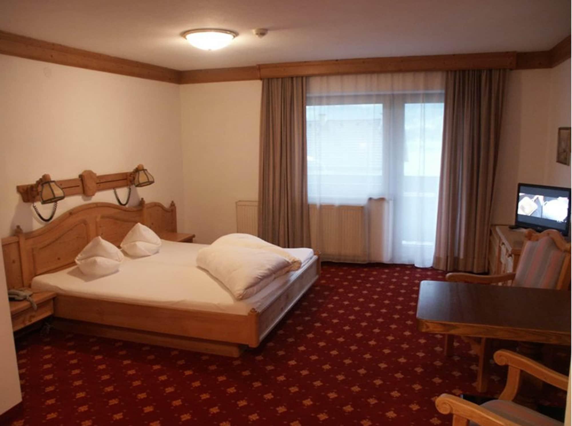Hotel Malerhaus Fügen Eksteriør billede
